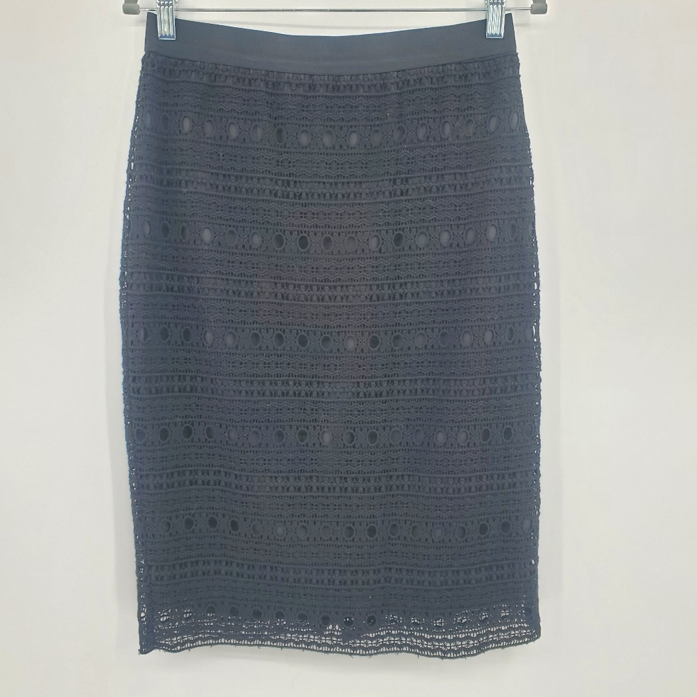 ♤♤ Forever 21 Black Crochet Lace Pencil Skirt Size Medium